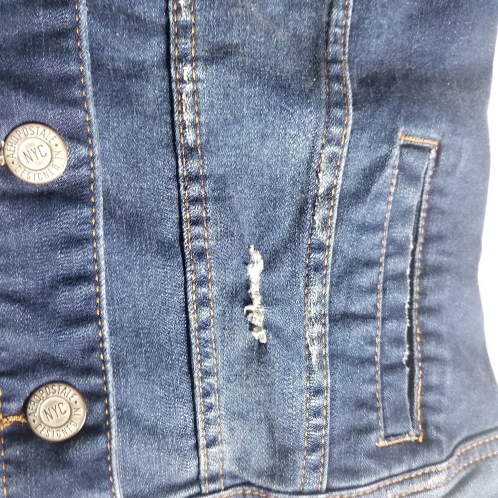 AEROPOSTALE DISTRESSED JEAN JACKET SIZE SMALL - Picture 8 of 12